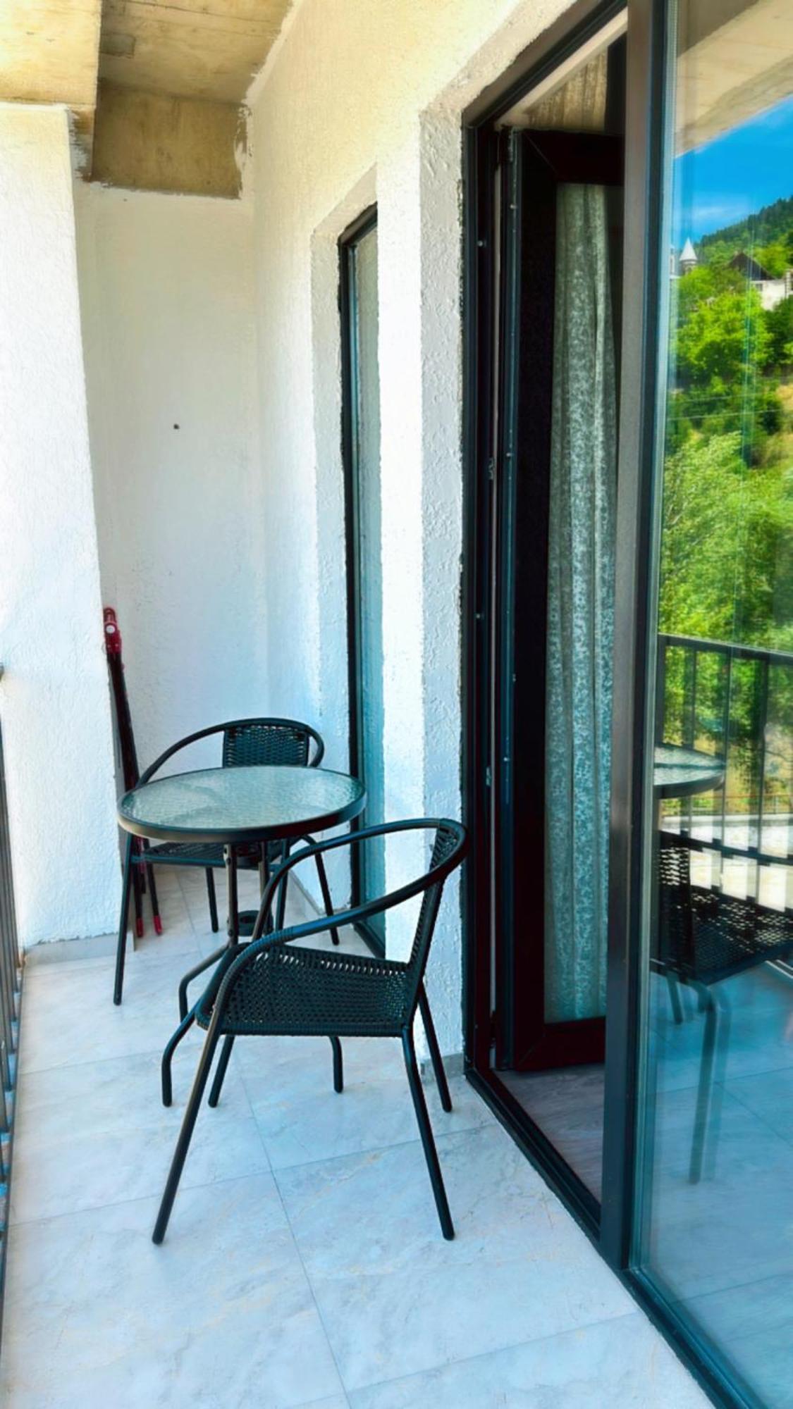 Vitali Apartment Borjomi Ngoại thất bức ảnh
